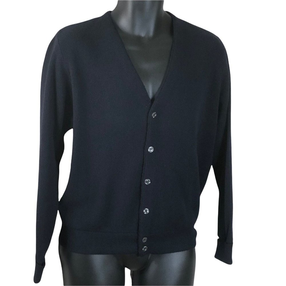 Steeple Chase Mens Cardigan Sweater Size S Dark Blue V Neck Long Sleeve Buttons
